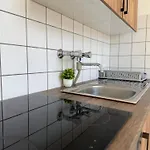 Apartmán Livemore24 - 2 In Wlan - Smart-tv - 24-7 Check-in Und Kueche