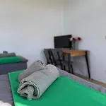 Livemore24 - 2 In Wlan - Smart-tv - 24-7 Check-in Und Kueche Apartmán Oberhausen (North Rhine-Westphalia)