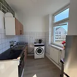 Apartmán Livemore24 - 2 In Wlan - Smart-tv - 24-7 Check-in Und Kueche Oberhausen (North Rhine-Westphalia)