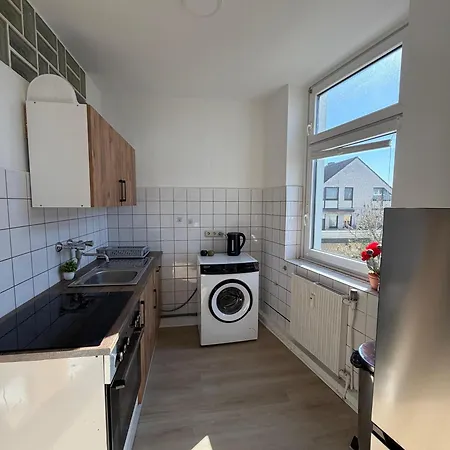 Apartmán Livemore24 - 2 In Wlan - Smart-tv - 24-7 Check-in Und Kueche Oberhausen (North Rhine-Westphalia)