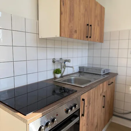 Livemore24 - 2 In Wlan - Smart-tv - 24-7 Check-in Und Kueche Apartmán Oberhausen (North Rhine-Westphalia)